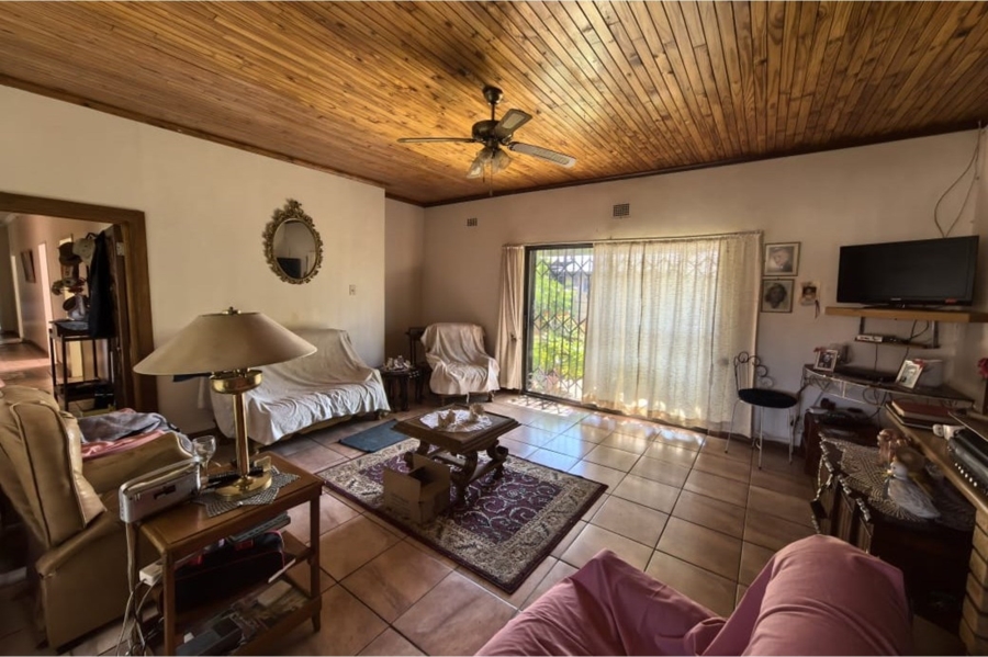 5 Bedroom Property for Sale in Hadison Park Northern Cape